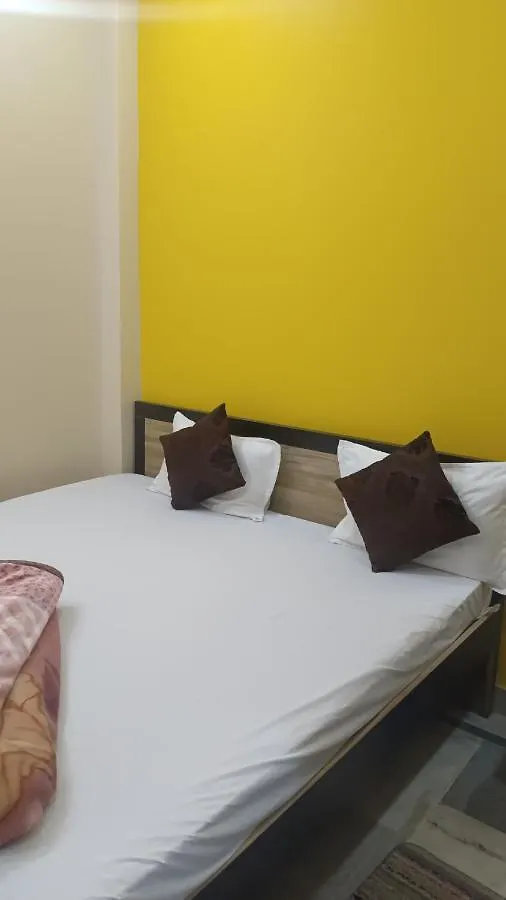Rudransh P.Guest House فاراناسي الهند